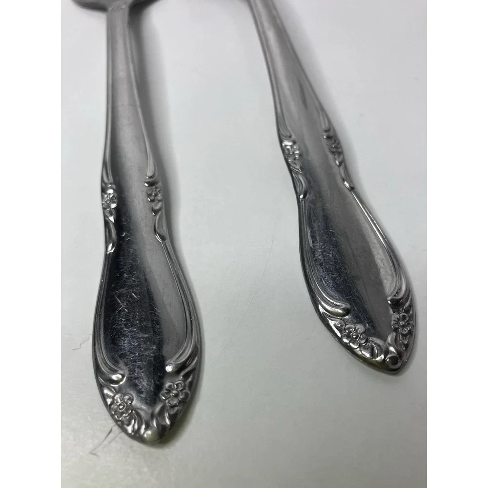 2 Oneida 8.25